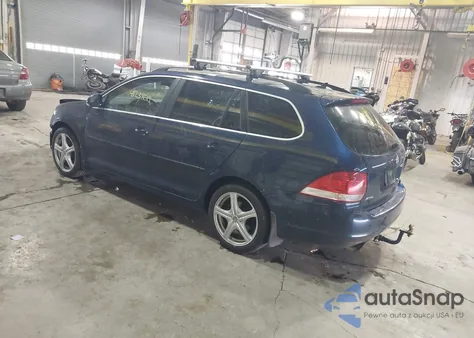 2013 Volkswagen Jetta Sportwagen 2.0L Tdi from USA, damaged, VIN 3VWML7AJ2DM692433